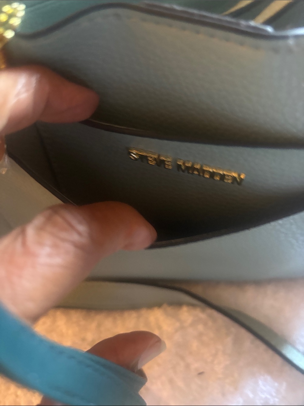 Steve Madden Light Green Leather Shoulder Tote with Gold Hardware - Picture 2 of 3